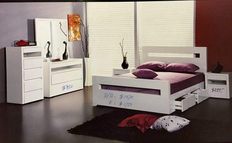 TR-09 Lynx Double Bed